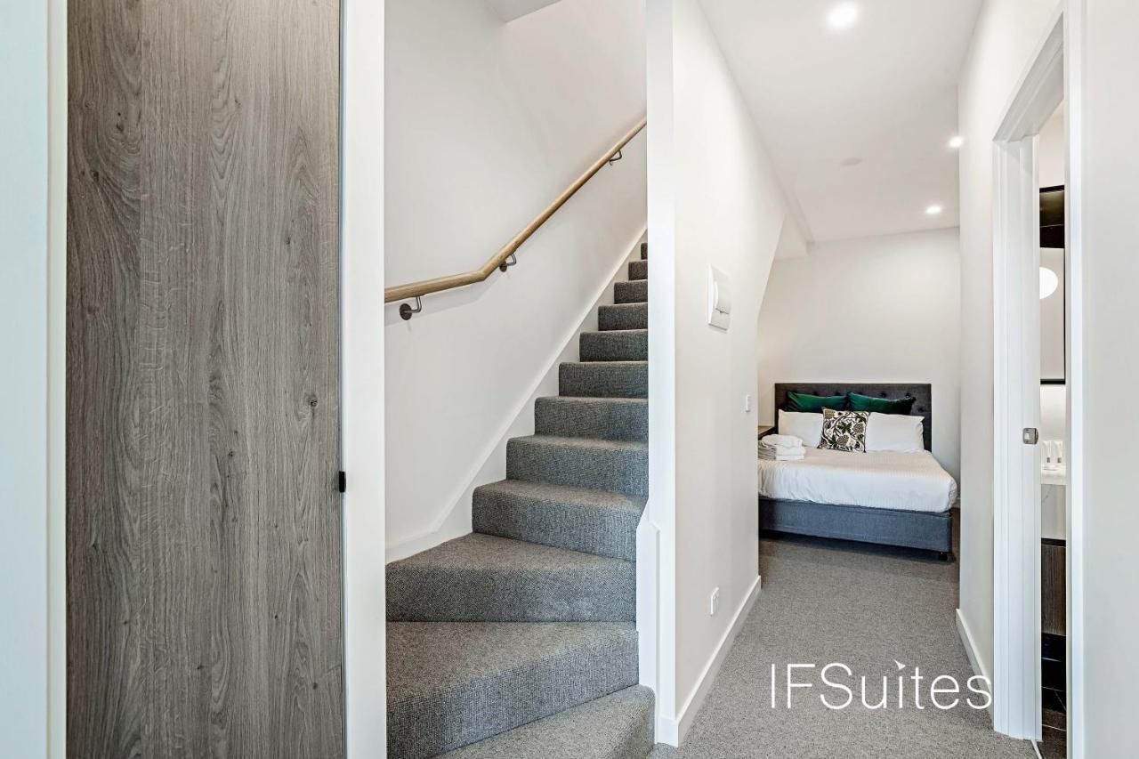 Ifsuites Village Hotel 5*