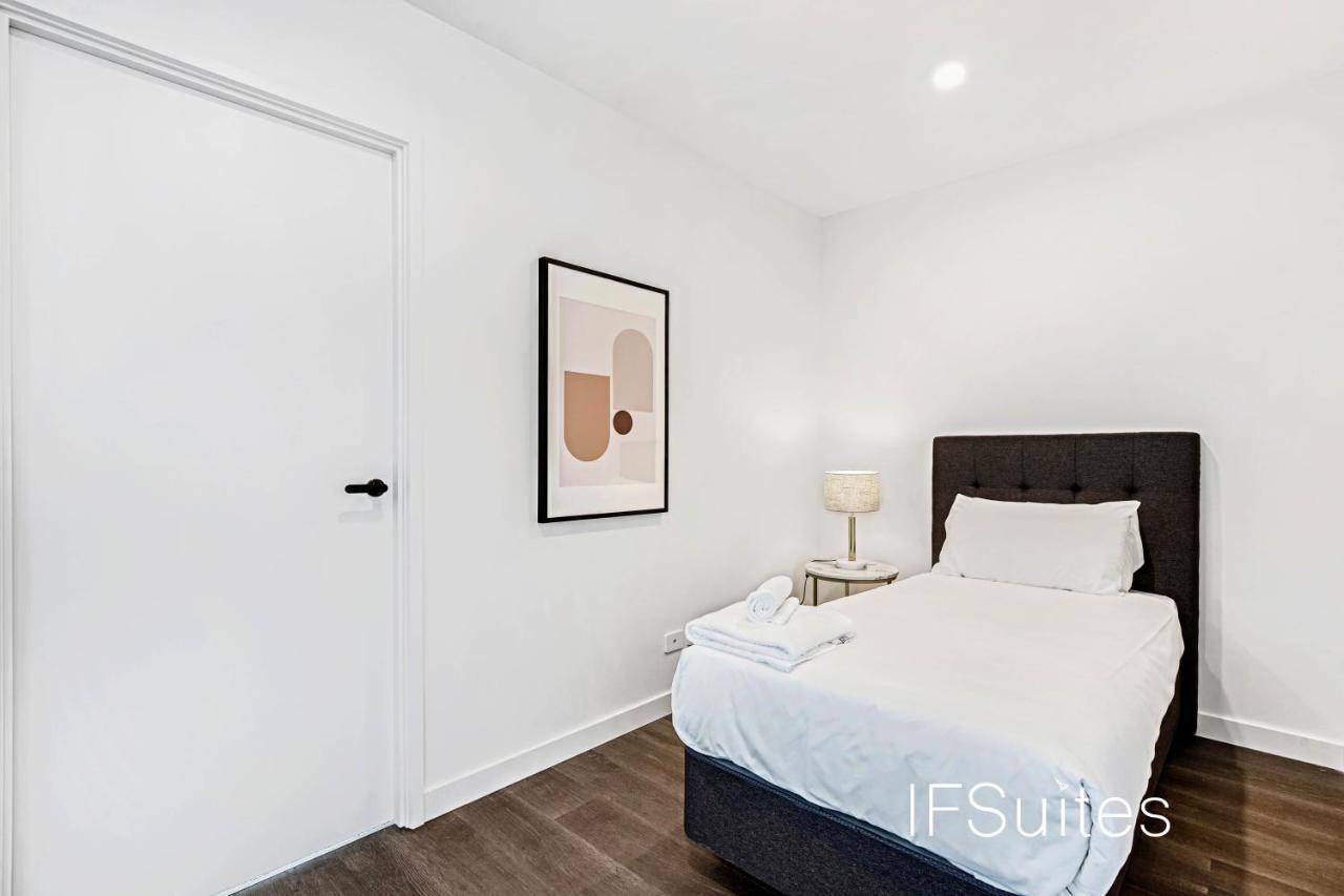 Hotel Ifsuites Village Melbourne