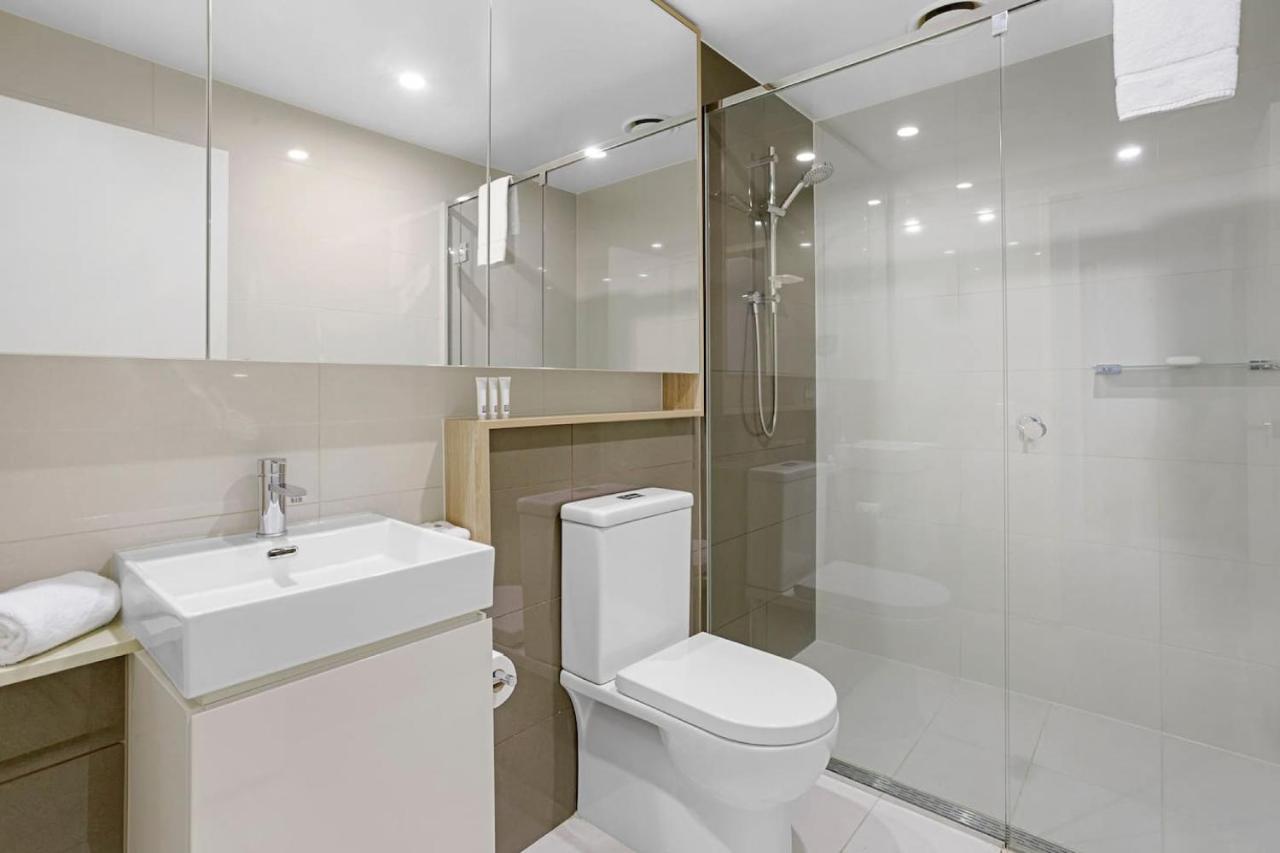 Yarra - Yarra Toorak Rd & Chapel St. Pool, Gym & Parking Apartment Melbourne