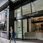 A Stylish & Cozy 2Br Suite In Melbourne Cbd