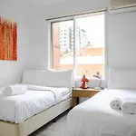 Luxury Spacious 2 Bedroom Fitzroy Apartment