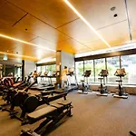 2Br Cbd Pad, City Views, Free Parking, Pool, Gym