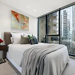 Freshly Restyled, 2 Bed Apartment In South Yarra - 4 Nights Plus Only