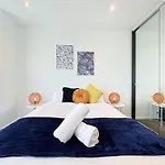 Astonishing Southbank Pearl Tower Residences Near Crown Casino