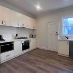 Seaside & Parkside Family Accomodation