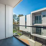 Retro Modern With Pool Near Westfield Doncaster