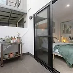 \'Laidback Lygon\' A Two-Storey Inner-City Oasis