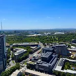 Modern 3 Bedroom Apartment With Amazing Views