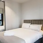 Eporo Tower Modern Apartments Melbourne Central Cbd