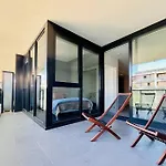 Abbotsford Apartment: Yarra River & Cbd Nearby