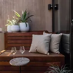 Luxury City Sanctuary - Revel & Hide