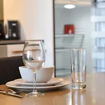 2B1B Cozy Near Train Station + Free Parking!