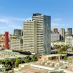 Australia 108 - Prestigious Southbank Level 14 Apt
