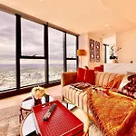 High Rise Top View 2Bed2Bath