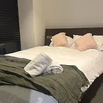 Nest Apartments Meet On Rose Lane