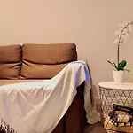 Entire 1 Bedroom Southbank Apartment - Gym Pool Sauna 1 Step To Crown Casino