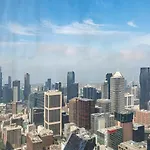 Queens Place Classy Lvl 69 Apt W Skyline Views