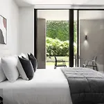 Caulfield Apartments By Urban Rest