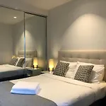 Eporo Tower Modern Apartments Melbourne Central Cbd