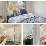 704 Lovely Modern Super Cosy Studio Heart Of Cbd