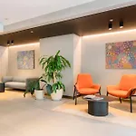 Luxury 1 Bd Apartment With Views Of The Shrine