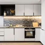 Brand New 2Br Apt At Mel Cbd