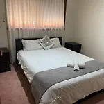 Bundoora Cozy Room