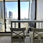 Melbourne\'S Central Park 1Br