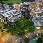 Parkside Perfection Next To Cbd With Free Parking