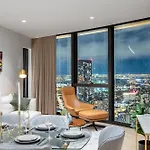 Sapphire Finest Cbd & Garden Views 3Br 2B With Free Parking