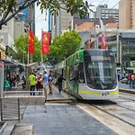 Amazing Cbd Apartment With Epic Views And Free Parking!