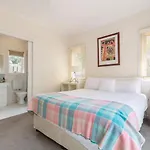 Whistling Pines - Bayside Family Stay With Granny Flat