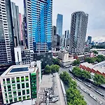 Premium Melbourne Apartments With Balcony And Free Tram Access