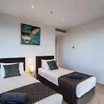 Sub-Penthouse Style Apartment With Amazing Views