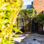 Tala A Luxe Elwood Experience