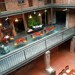 Coppin Apartments
