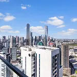 Mj Shortstay Apartments - Platinum Tower