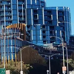 Ivanhoe Apartments