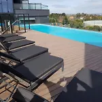 Ivanhoe Apartments