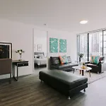 South Melbourne 2Bed 2Bath Family Apt