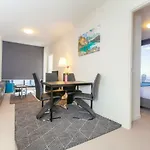 Melbourne Skyhigh Apartments