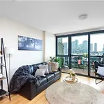 Water Views, Lovely 2Brs, Free Tram Zone, Close To Everything!
