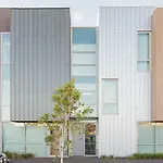 Docklands Waterfront Luxury Villa
