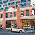 Bond Quarter Loft