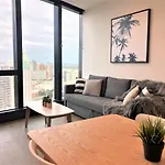 Readyset Apartments On Southbank Boulevard