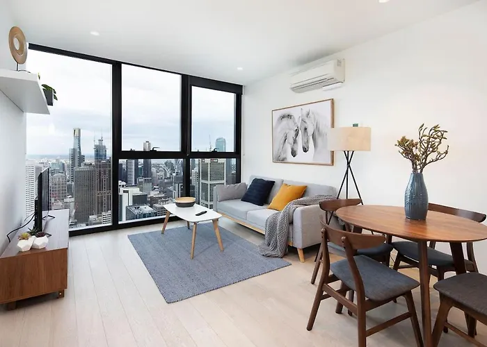 Eq Tower Modern Apartments Melbourne Central Cbd