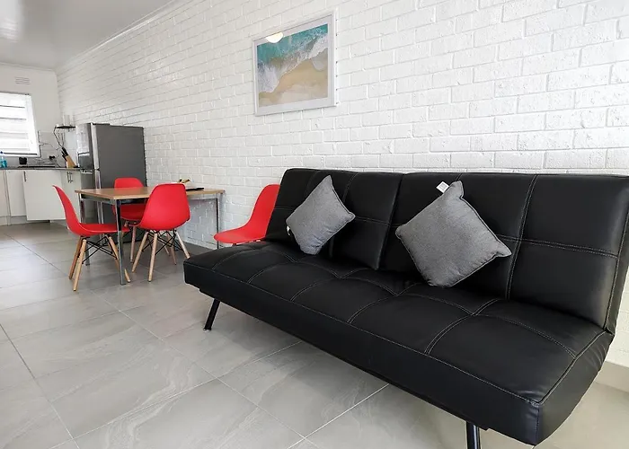 Promo! Near Train Station, Free Wifi!