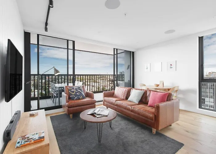 Smith Street Crossing - Central City-View Serenity
