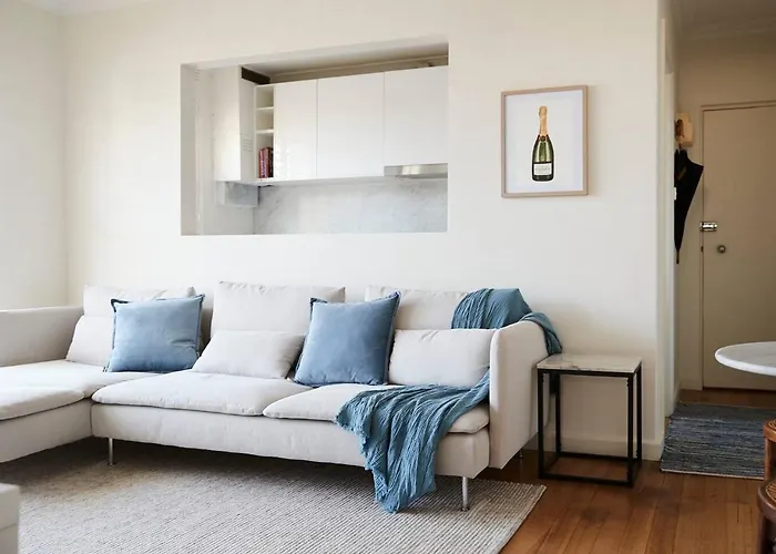 A Touch Of Tuscan Charm Off Toorak Road