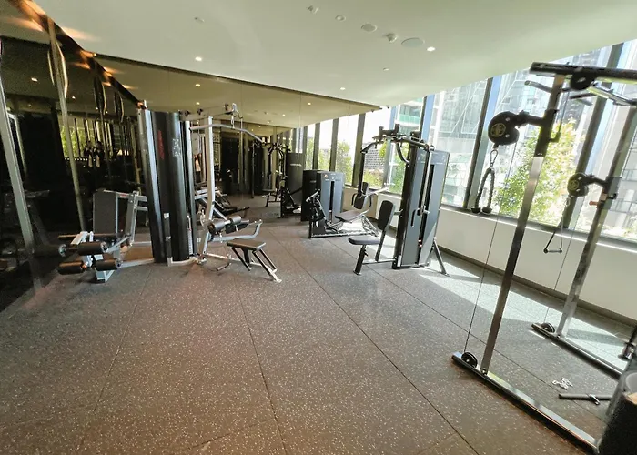 1 Brm 1 Study, Southern Cross, Garden View, Lvl 45